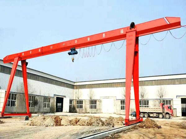 如何對起重機進行周檢？